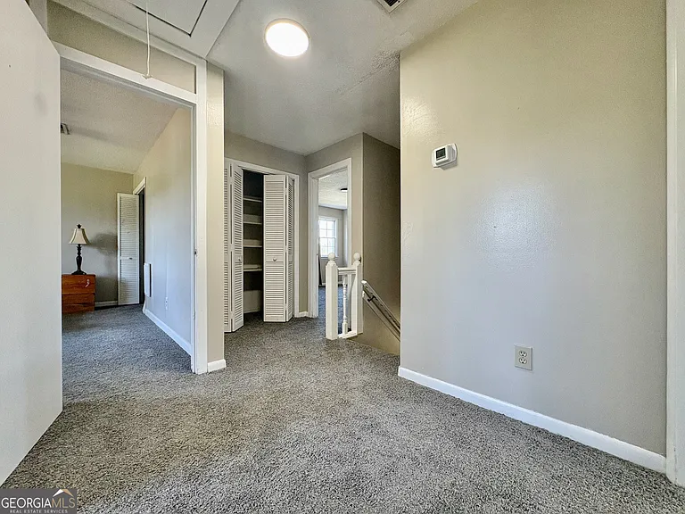 117 Laura Ln — Photo 12