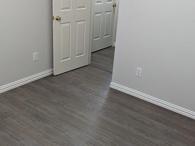 4th bedroom(or office)