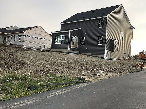 5th image of 4667 Logans Ln