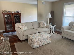 19 Harrogate Ln, Manchester Township, NJ