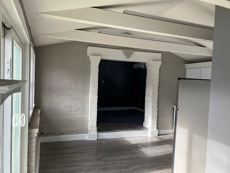 987 Main St #2 — Photo 9