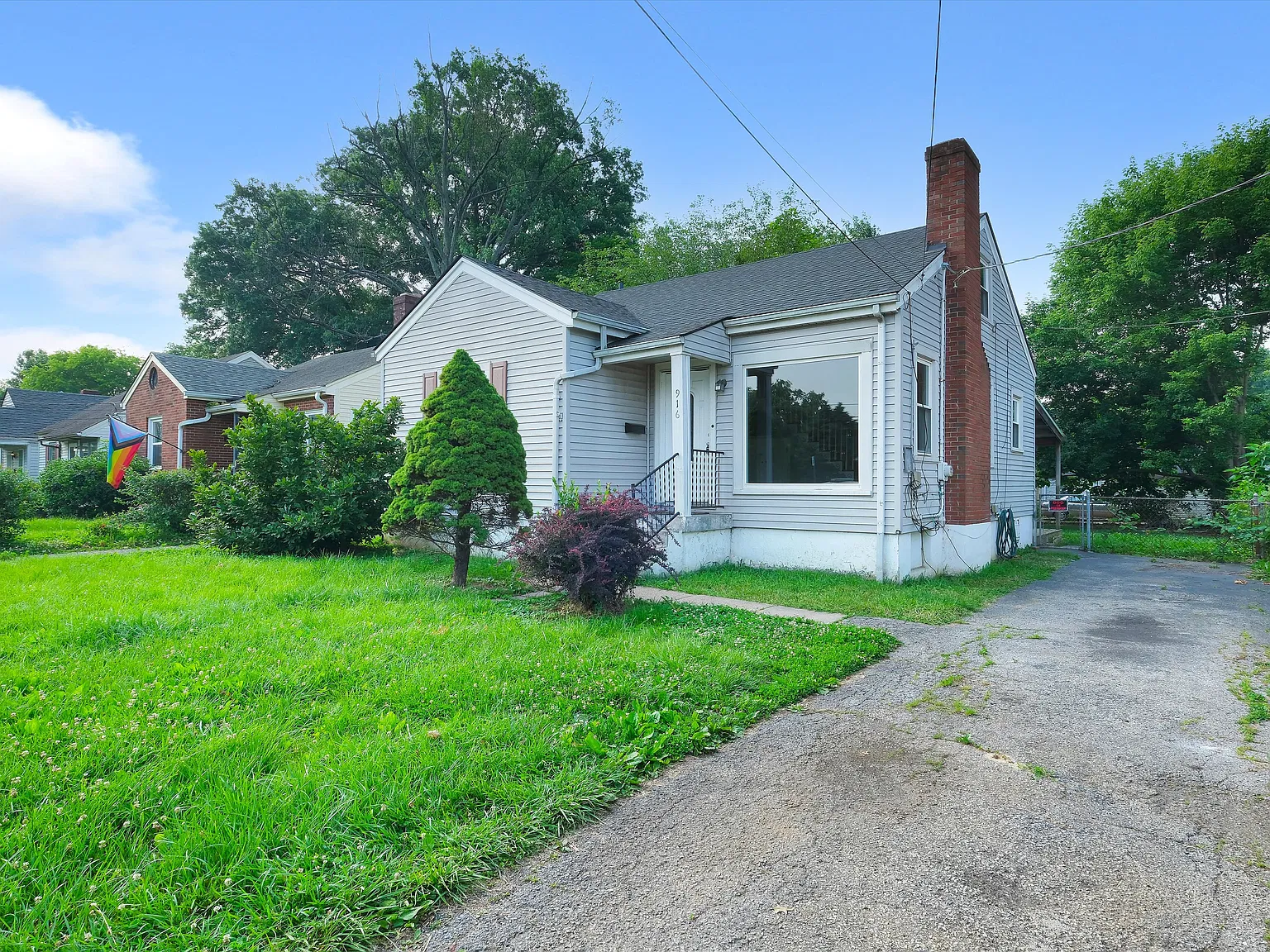 3 bed, 1058 sqft, $1,350 — Photo 3