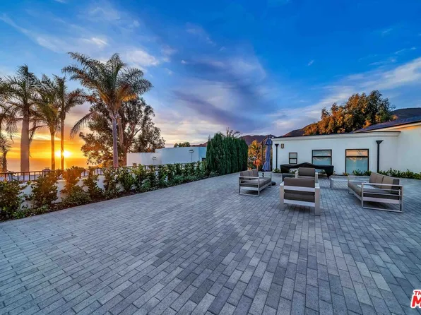 350 Bellino Dr, Pacific Palisades, CA 90272