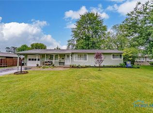 731 Canterbury Dr, Findlay, OH 45840