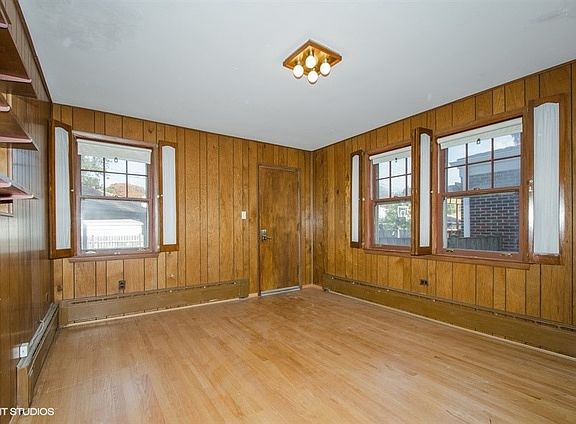 5th image of 2730 W Birchwood Ave