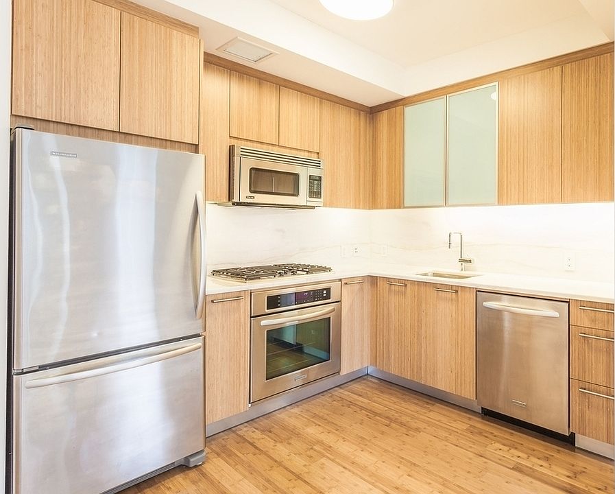 1st image of 300 N End Ave APT 7L