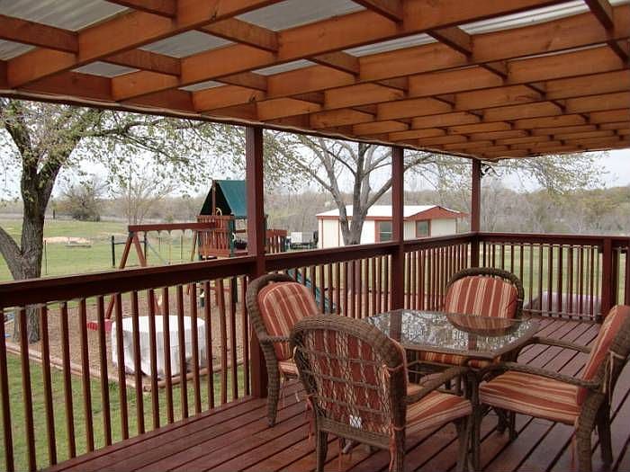 Spacious Deck w/Views