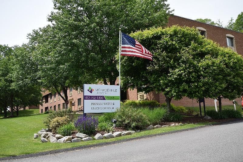 Monroeville Apartments at Birnam Wood