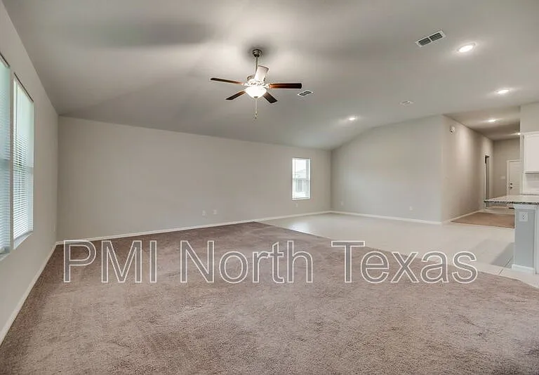 4544 Hemingway Ave — Photo 4