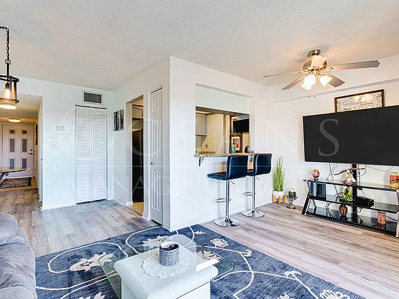 5th image of 145 Halifax Ave #703