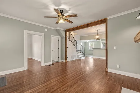 1315 S Evanston Ave — Photo 11