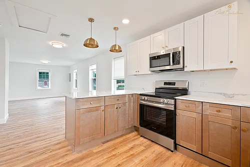 9 Colwell St #1 Photo 1