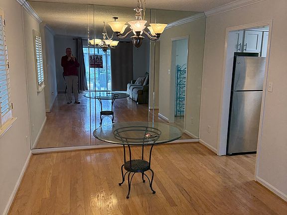4th image of 3021 Massey Rd APT A