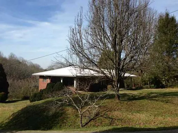 428 Kingtown St, Mc Caysville, GA 30555