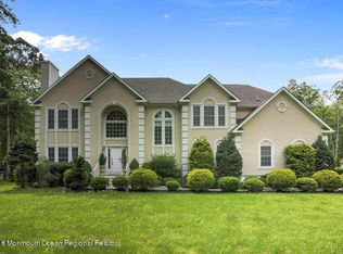 58 Fort Plains Rd, Howell, NJ 07731
