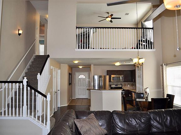 4th image of 4823 Pebble Bluff Ln