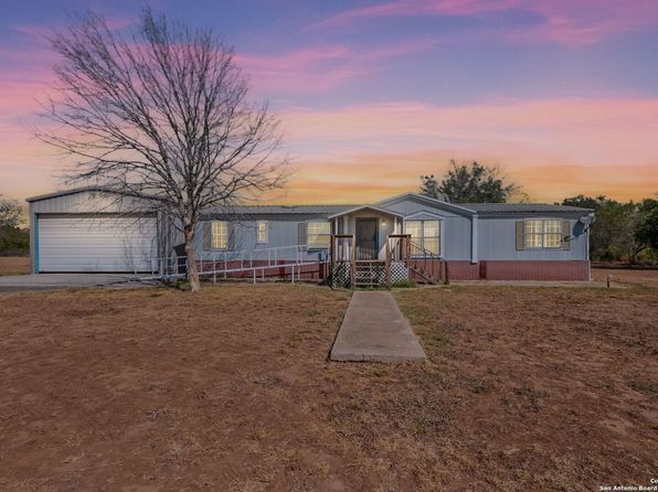 337 COUNTY ROAD 2518, Moore, TX 78057