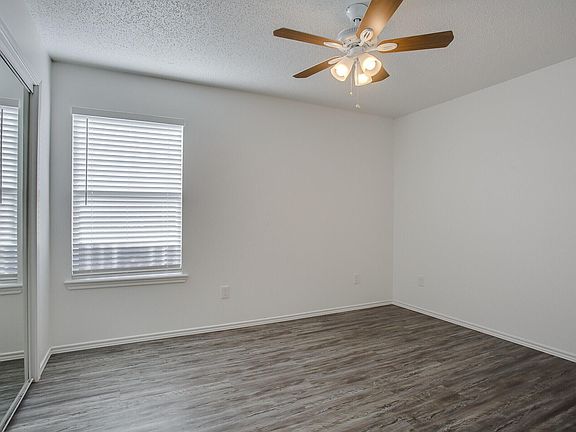 3rd image of 2514 108th Dr #2514