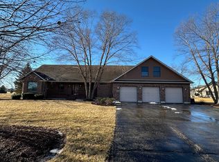 5005 Patty Ln, Ringwood, IL
