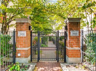 3910 N Fremont St APT B, Chicago, IL 60613