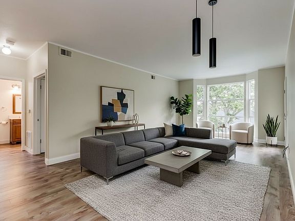 4th image of 415 N 2nd St Unit 340