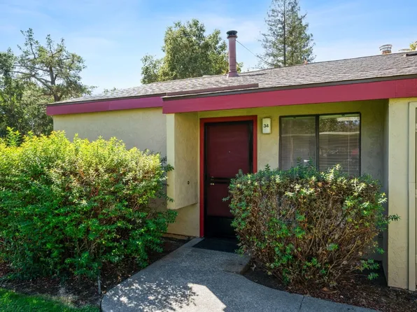 34 Redwood Court, Santa Rosa, CA 95409