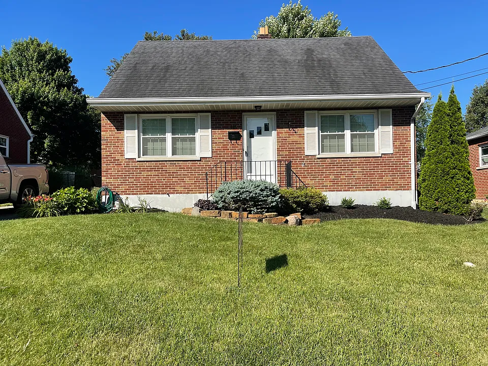 115 Holaday Ln
