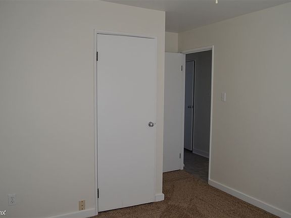Entry to bedroom