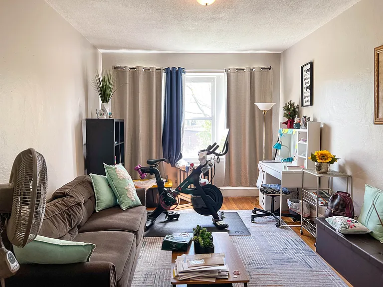 23 Lanark Rd #11 — Photo 4