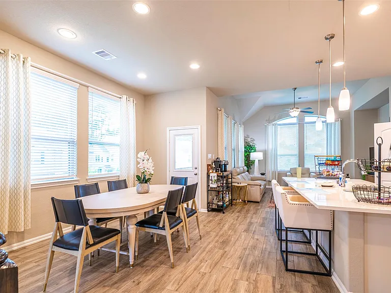 4217 Merry Mill Dr — Photo 4
