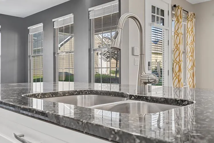 4004 Willow Green Pl — Photo 30