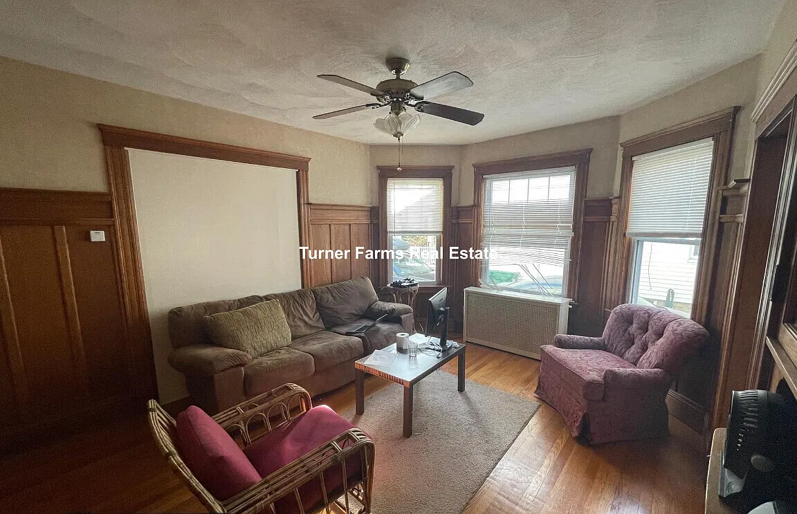 Quincy St, Medford — Photo 2