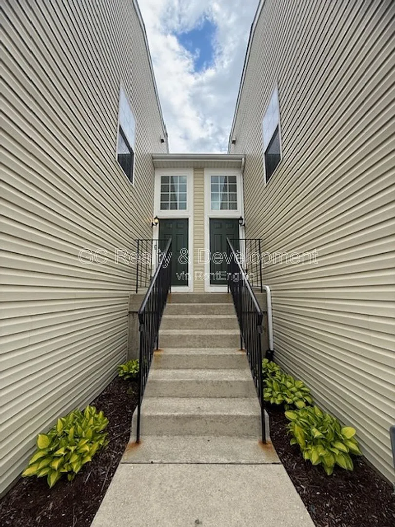 Building Photo - 1064 Turin Dr
