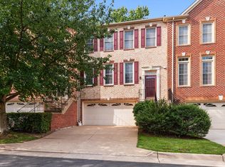 4127 Trowbridge St #1, Fairfax, VA 22030