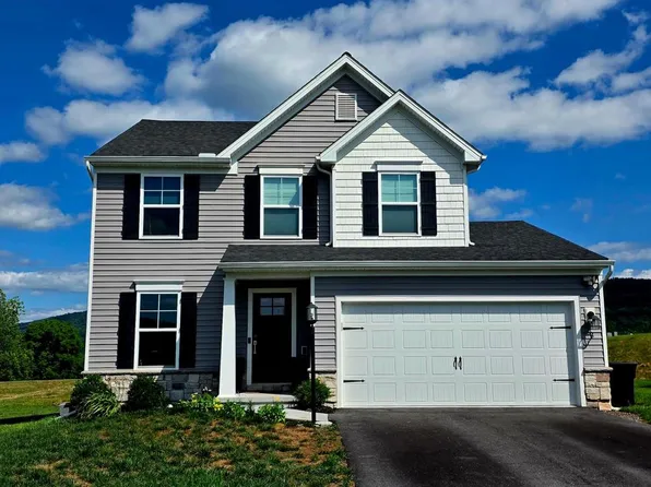3 Clarksfield Dr, Duncannon, PA 17020
