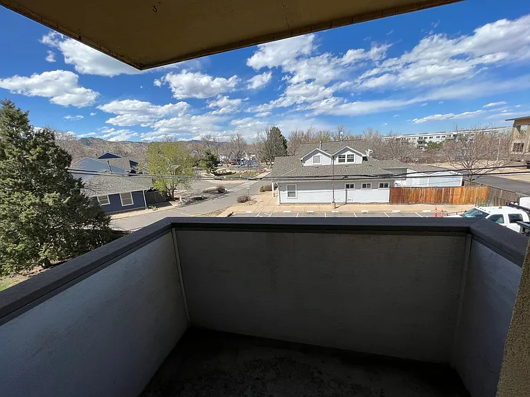 2711 Mapleton Ave #15 — Photo 12