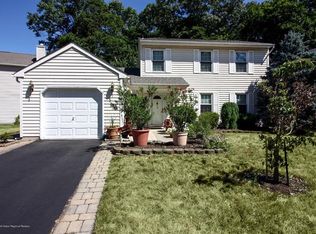 79 Mariners Cv, Freehold, NJ 07728