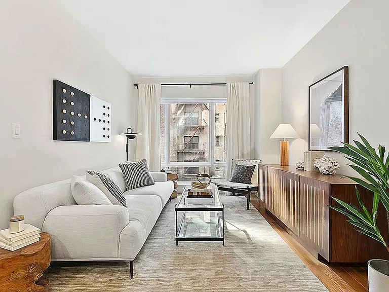 54 Clarkson Ave #206 — Photo 3