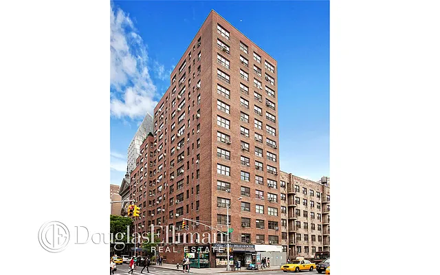 Sold by Douglas Elliman | media 19