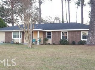 1412 Claremont Cir, Savannah, GA 31415