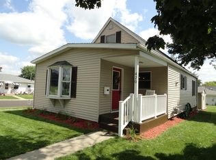 420 N Randolph St, Cuba City, WI 53807