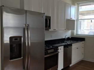 3117 N Sheffield Ave #2, Chicago, IL 60657