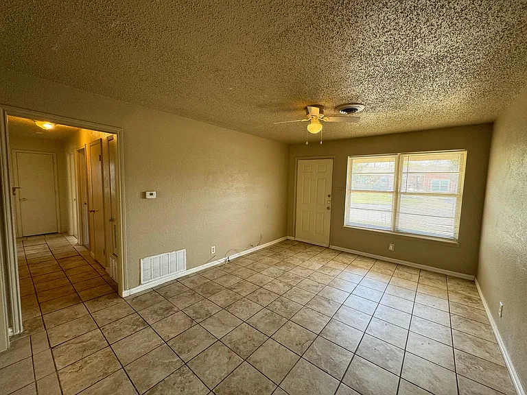 3203 Zephyr Rd — Photo 2