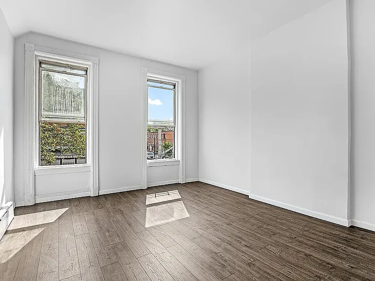 208 Lewis Ave #2F — Photo 4