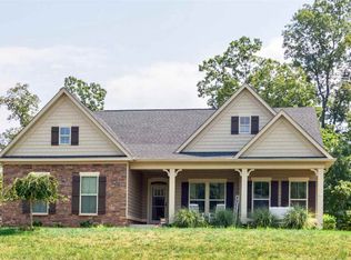 302 Manor Blvd, Palmyra, VA 22963