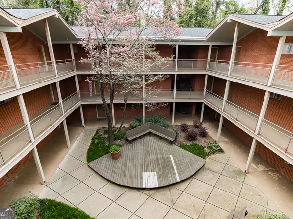 250 Little St APT D302, Athens, GA 30605