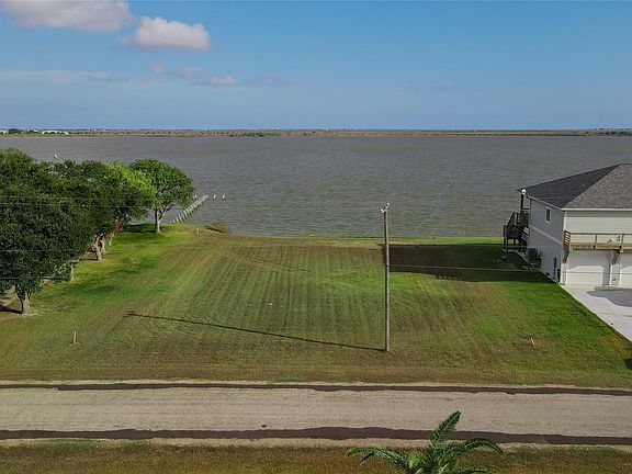 4th image of 1664 W Bayshore Dr Lot 373-374