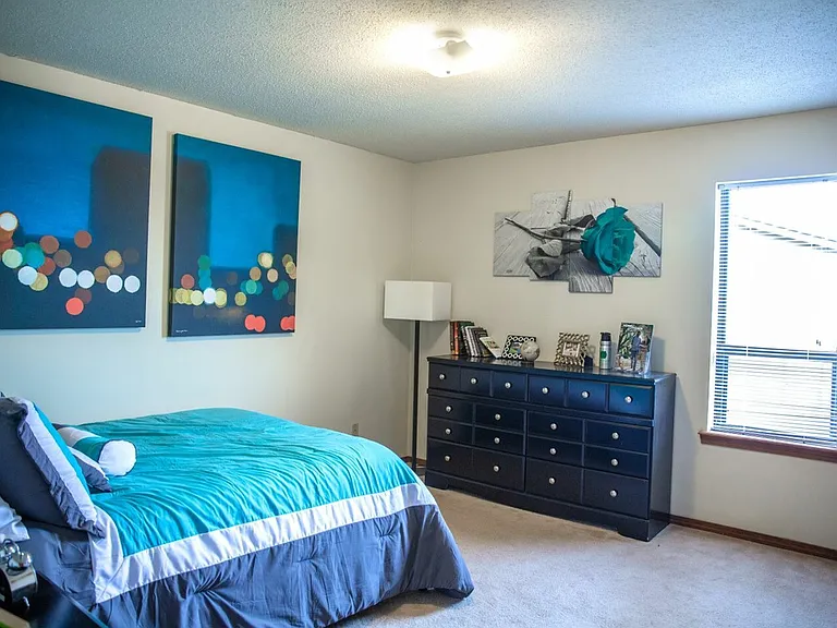 2nd Bedroom