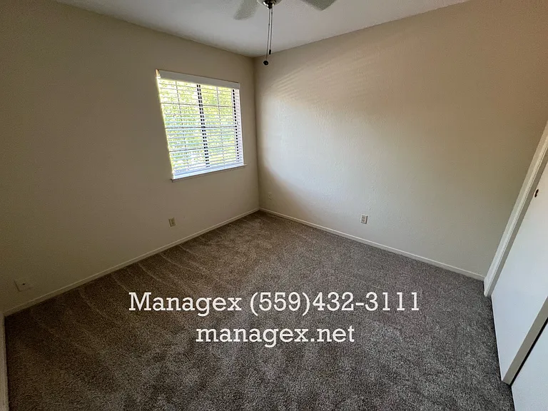 509 E Alluvial Ave #105 — Photo 14