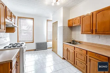 Rented by Bond New York